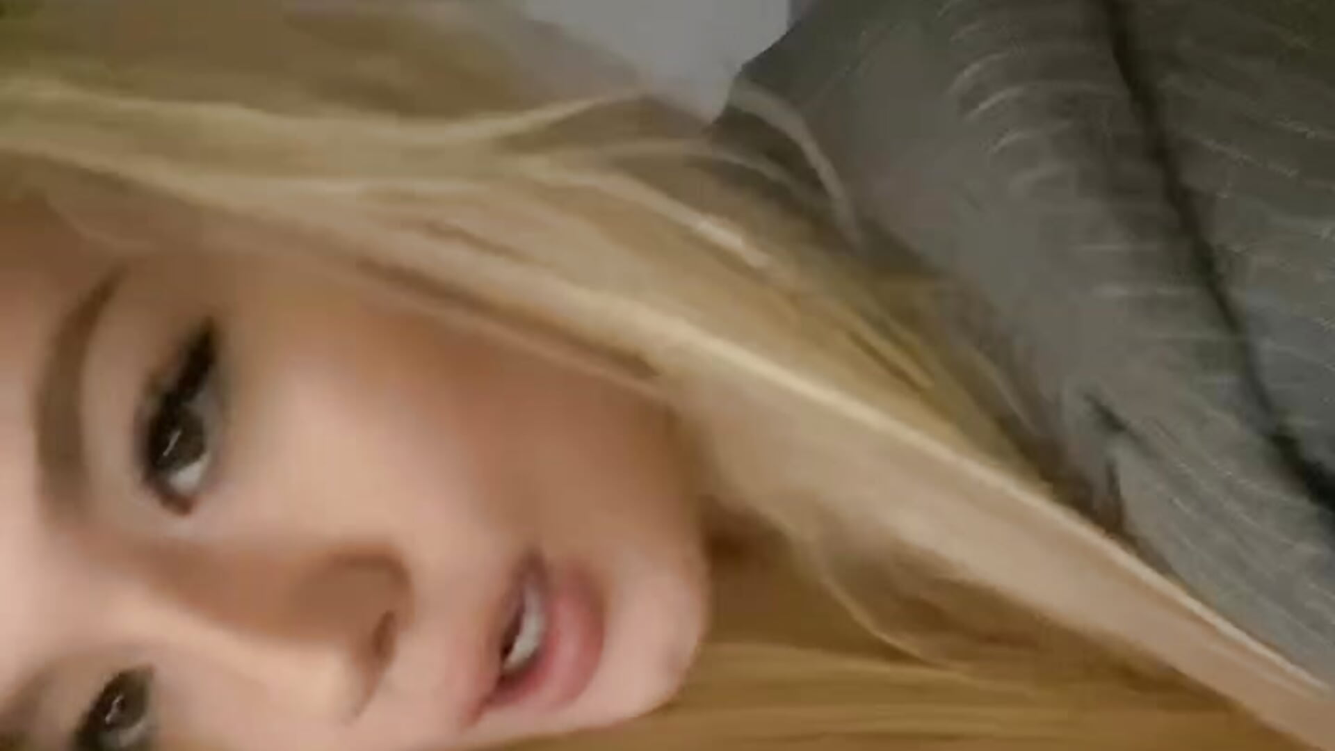 ❤ – видео вебкам-модели DevilWearsPradaa