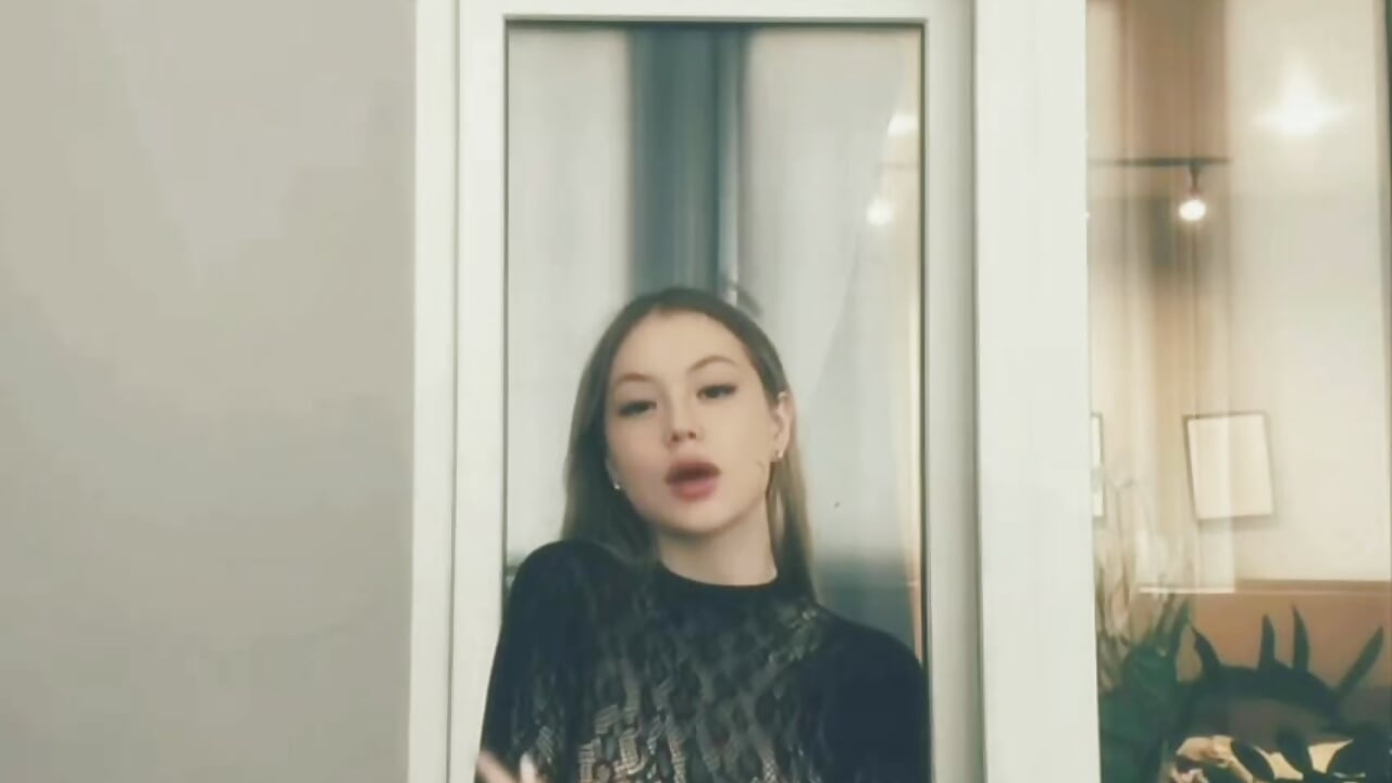 IMG_0626 – видео вебкам-модели GoldenHourr