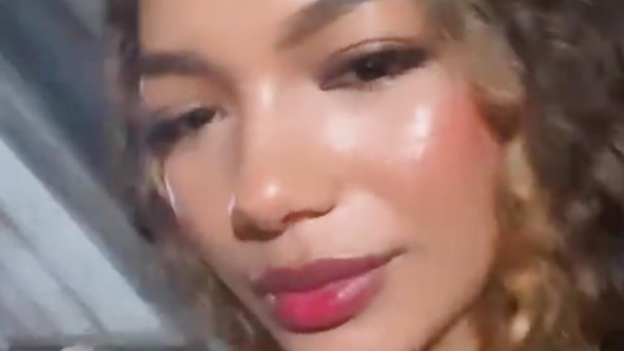 Sun sun - video by Salem_Smith_ cam model