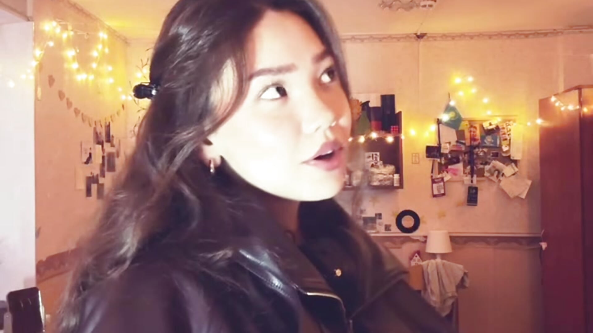 ✨ «Beautiful for yourself» — filmik MelbaFoscuA, modela(-lki) na kamerkach