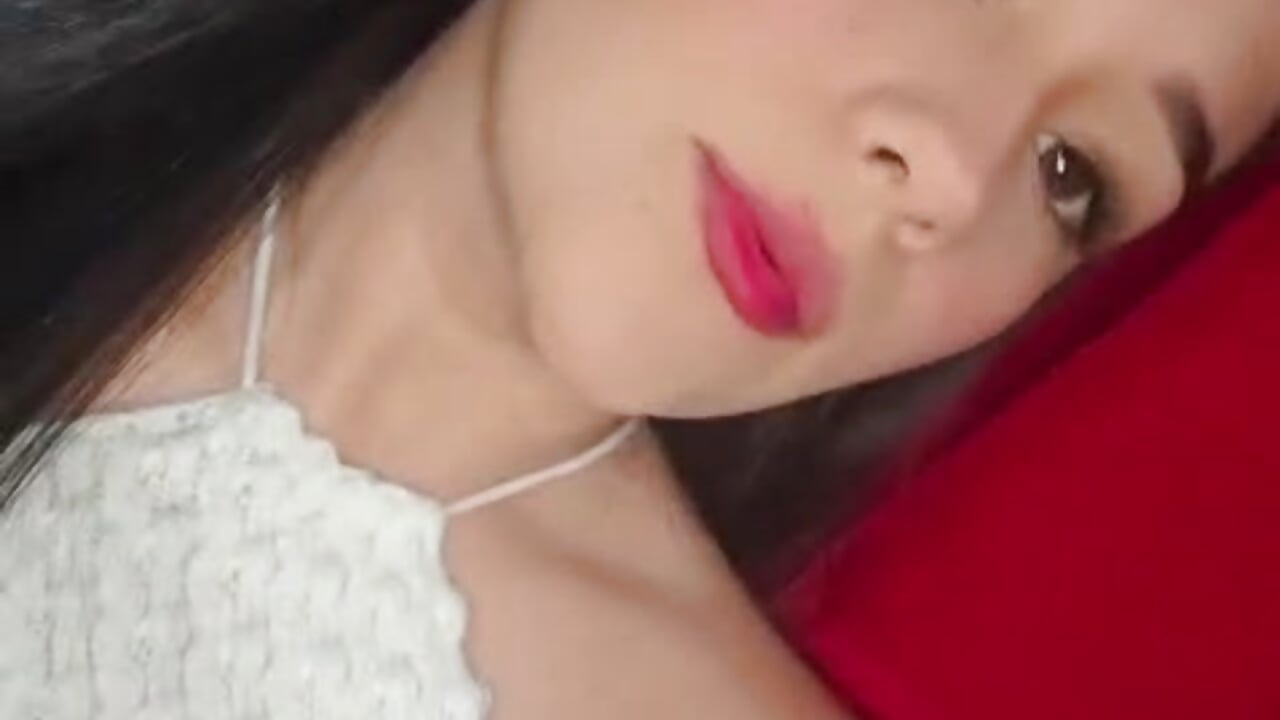 Hi - video by AlessiaKnox cam model