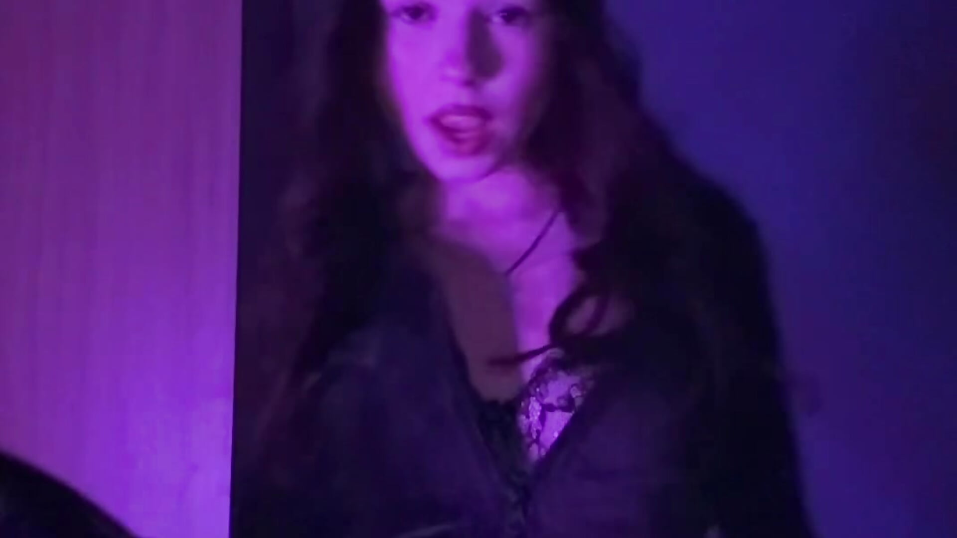 HII WORLD! - Vídeo de NanaCut1e, modelo de vídeos