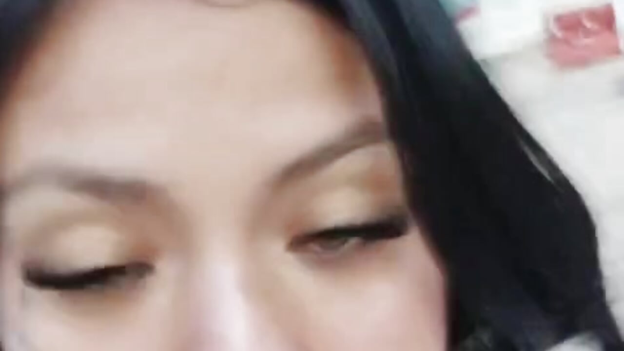 I am your favorite gift - Vídeo de Emily__Stef, modelo de vídeos