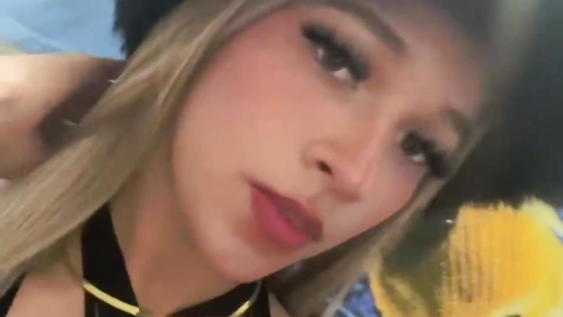 Hi Daddy - Vídeo de Emma_Corine, modelo de vídeos