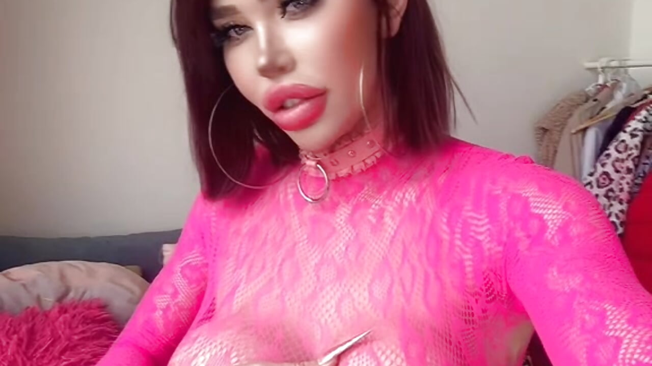 E85A085A-2228-421B-A827-ECE646103A8B – video af bratzdoll94 cam-model