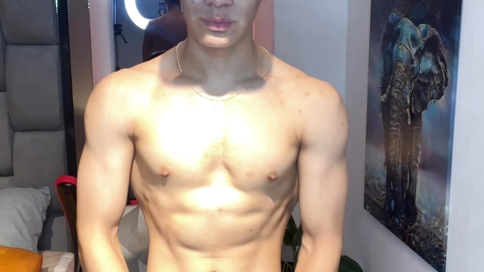TonyPetrovjs adlı kamer modelinin viral videoları:  4971