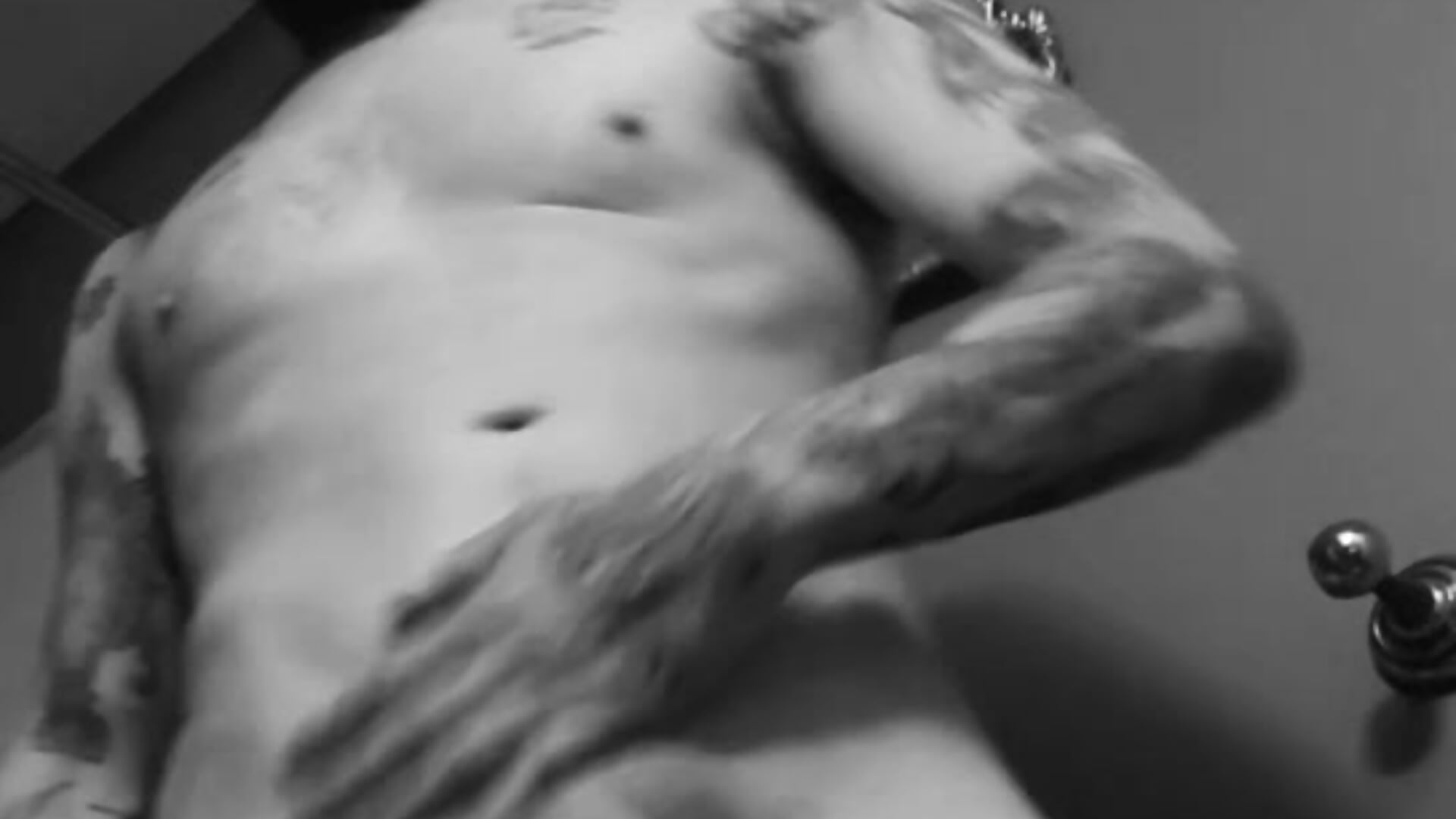 Grey cock－カメラキャストのeddy_lexingtonの動画