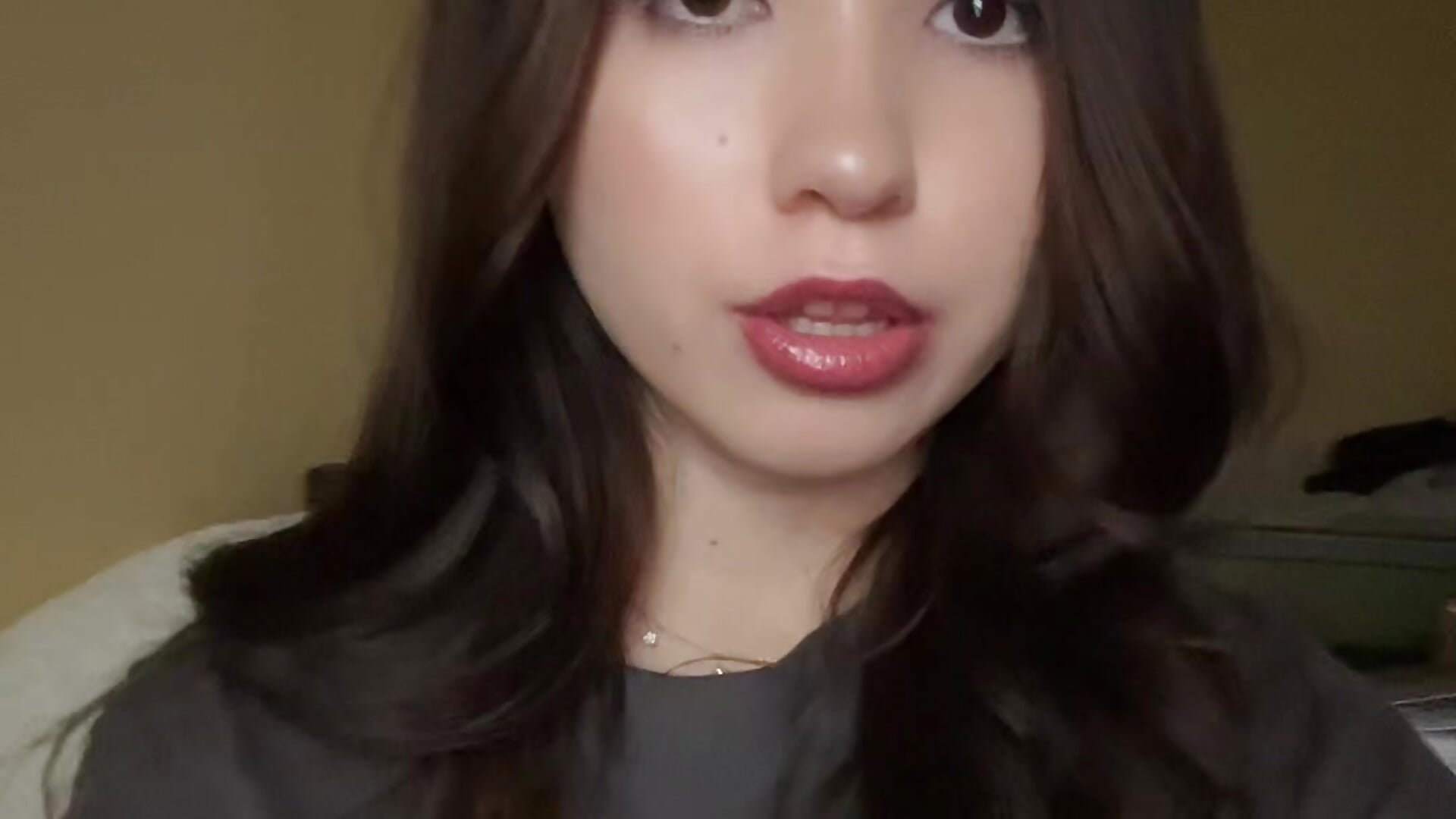 hi - Vídeo de SabineBertino, modelo de vídeos