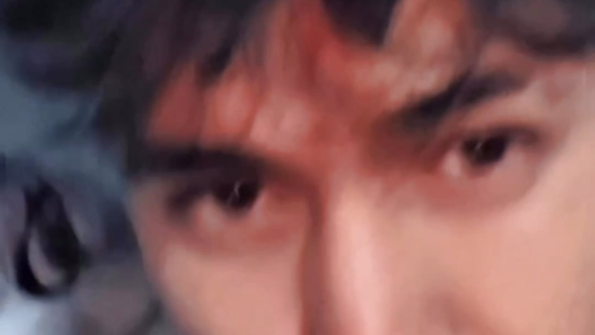 D7E456F0-E04A-4815-8EDF-32BD984F4EE4 - video by Alejandroml2 cam model