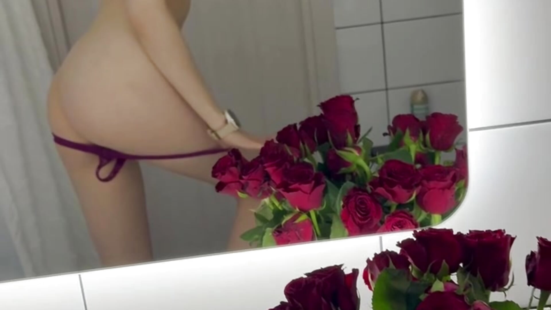 scarlet roses🌹– Scarlet_Muse_ kameramodell videója