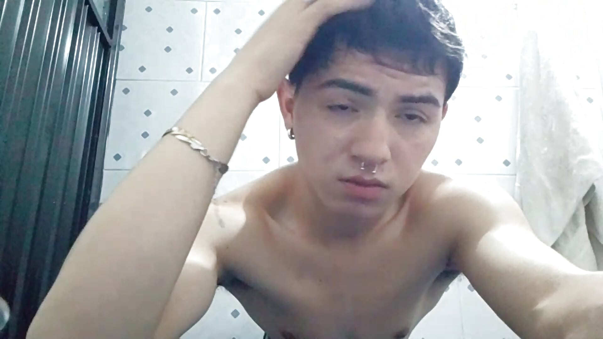 All eyes on me😈🔥 - video by crissfer1