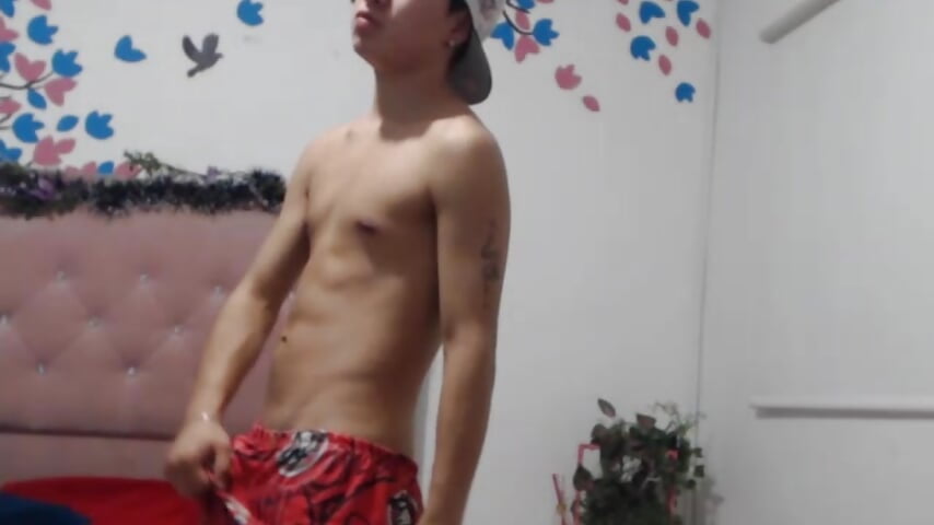 Your little pretty boy🔥🔥 - video by crissfer1