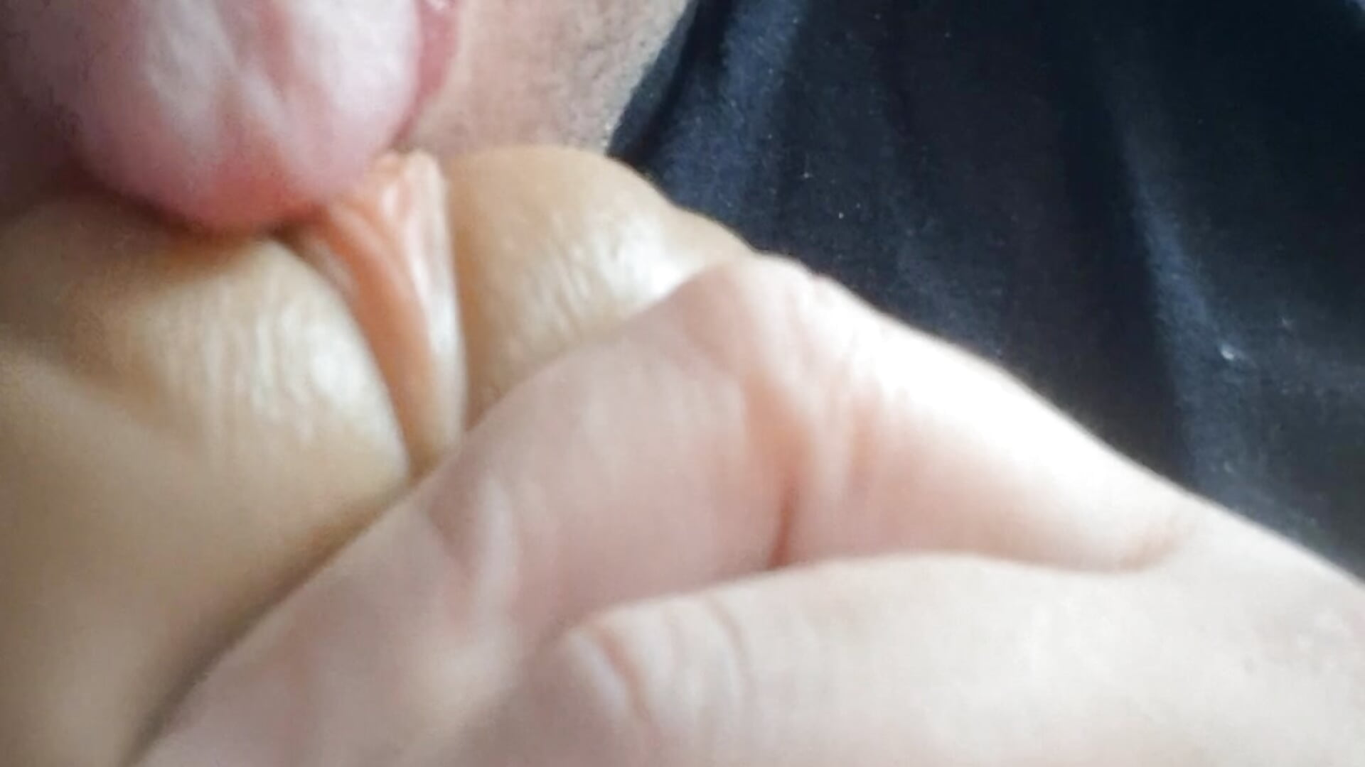 Lick pussy dildo clit - video Mikecrazyhy kameramallilta