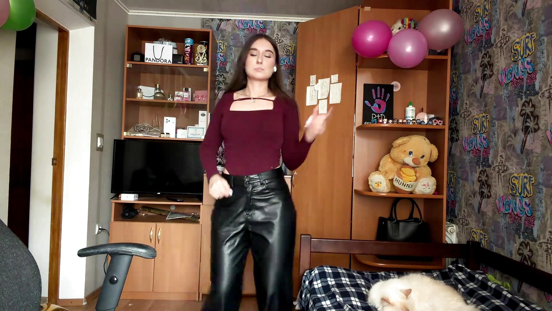 brand new look – video modela na kameri poly_princess