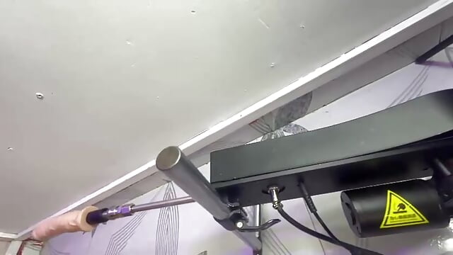 Remember to request the machine at the shows 🔥😏 – video af Mariana_Calderon cam-model