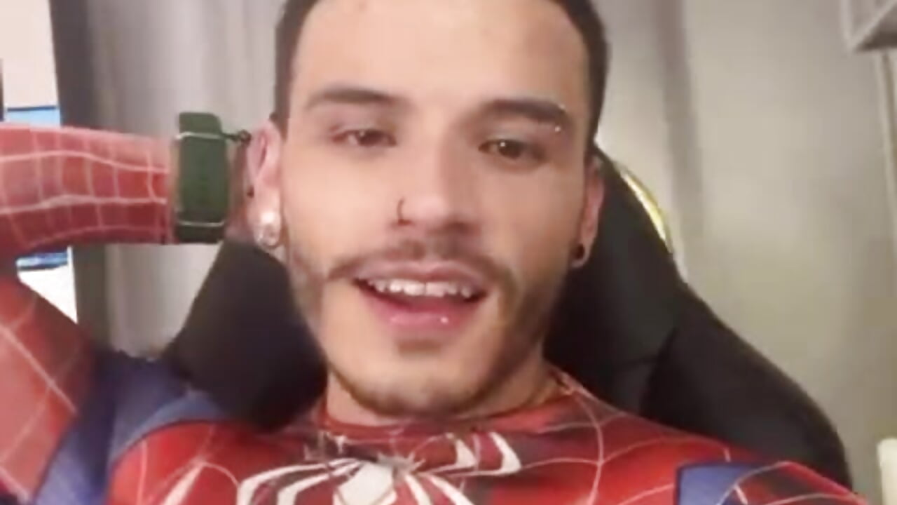 Spider Liam 🕷️ - video od modelky/modela liam_es