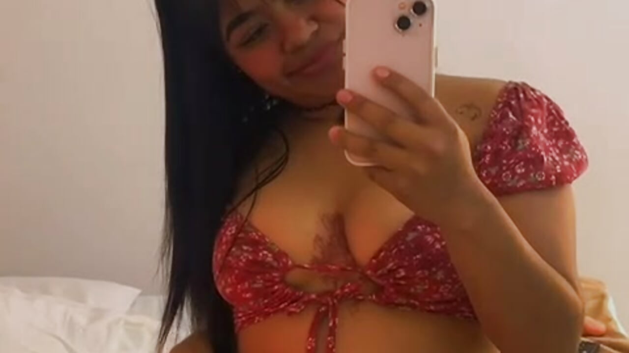 😚😚 - video của người mẫu cam Scarleett_Fire