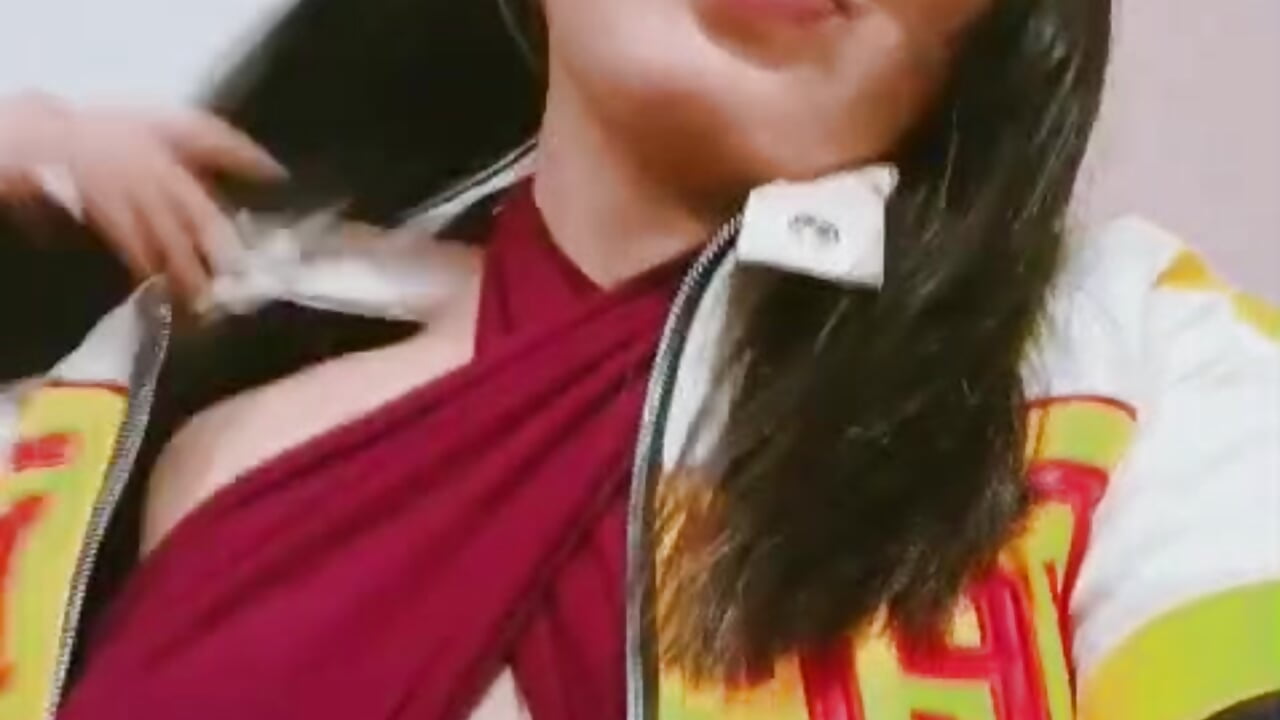 WhatsApp Video 2026-02-19 at 2,20,01 PM - video van mia_wills_ cam-model