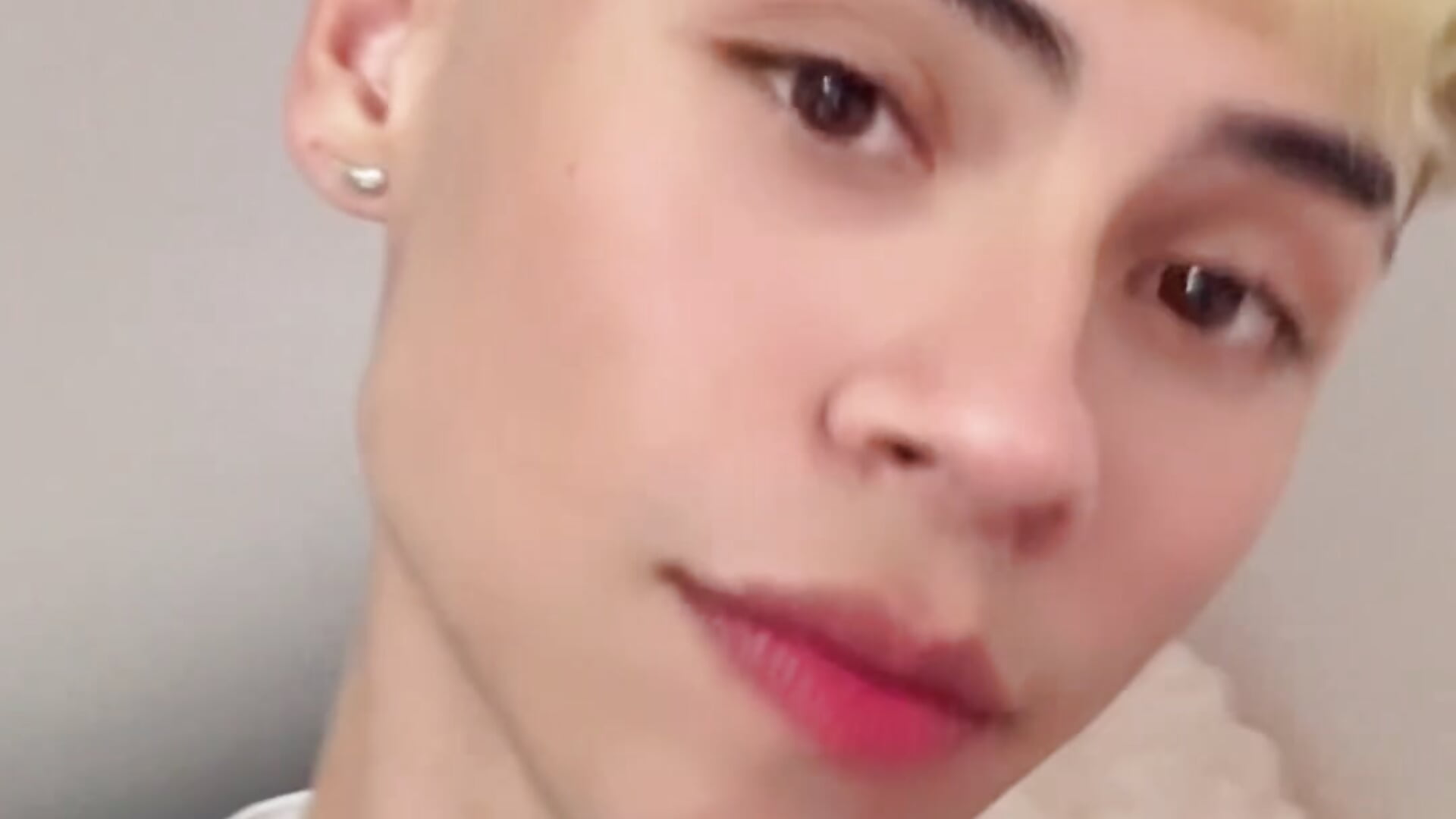 A little bit of me 🥹 – видео вебкам-модели Callum_777