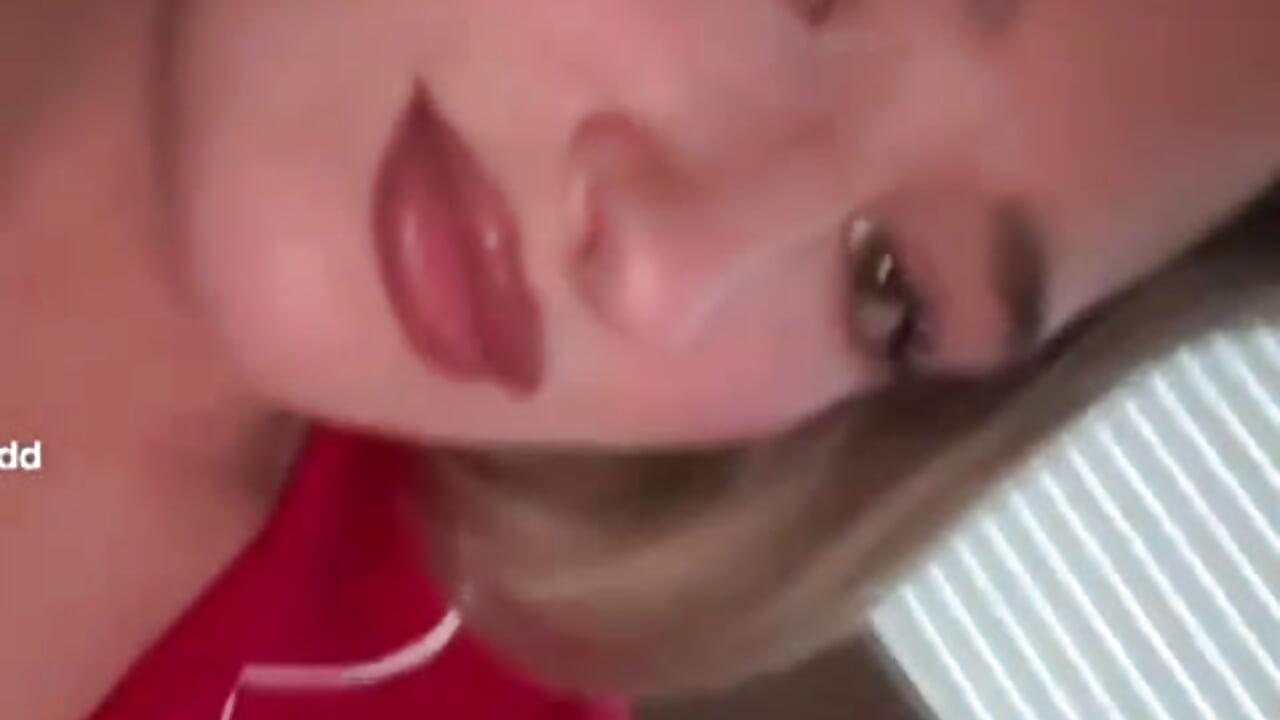 hey you x - video oleh model kamera LolaRaeBabyy