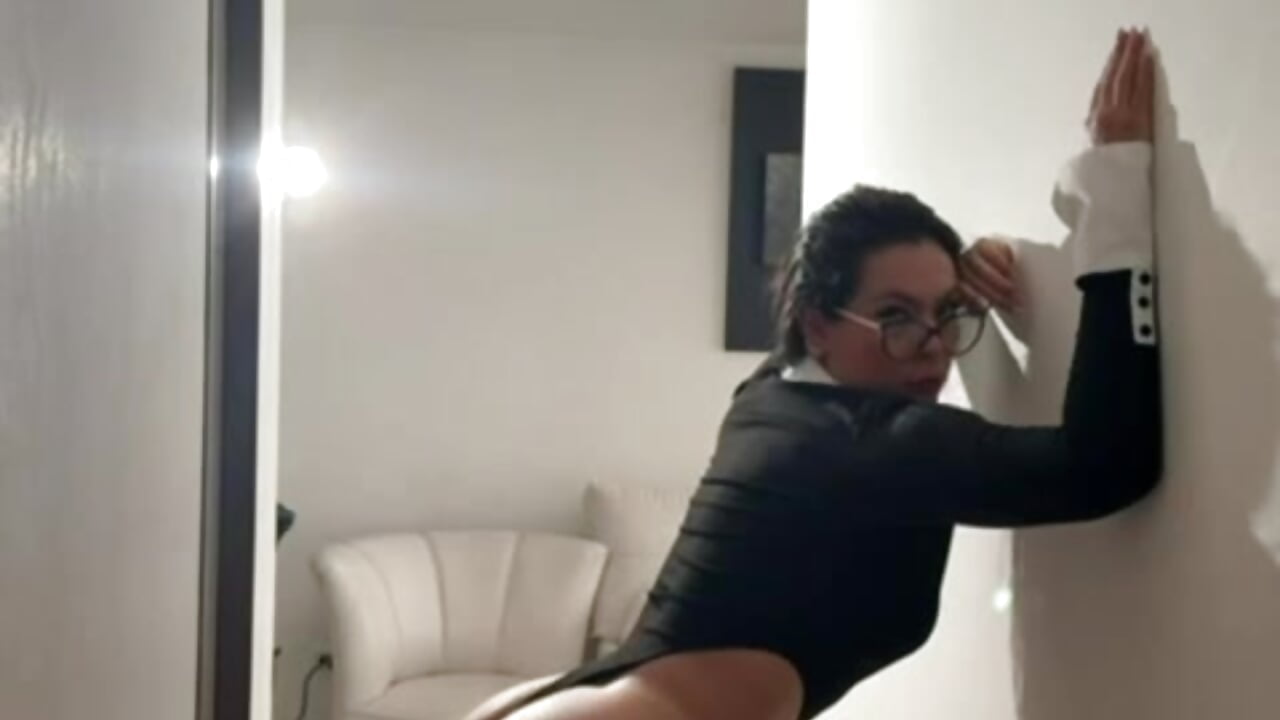 behind the scenes 🔥🔥🔥 – video modela na kameri Paula_Brown88