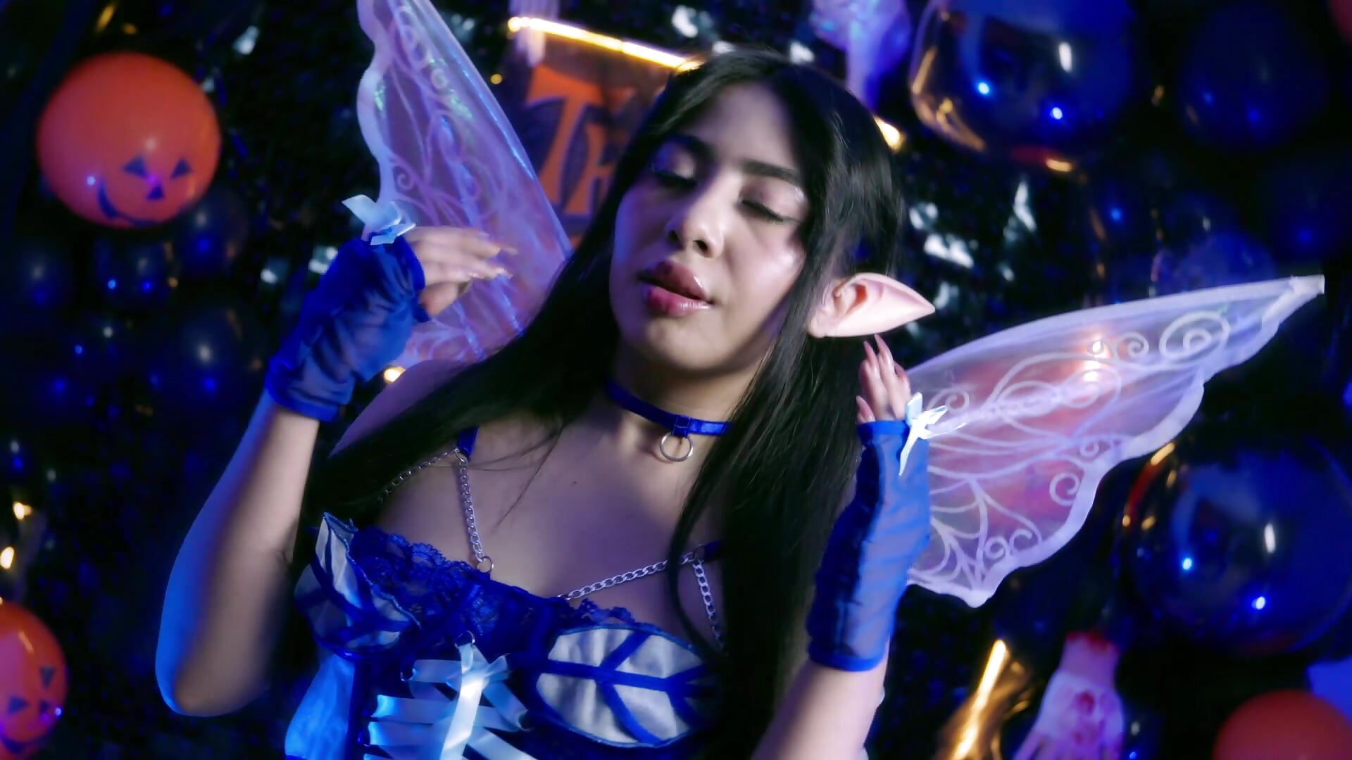 👻Halloween👻 - video oleh Valecute_ kamera model
