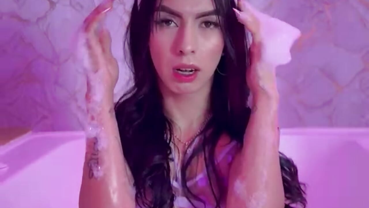 happy easter - video by Fernanda_thail_ cam model