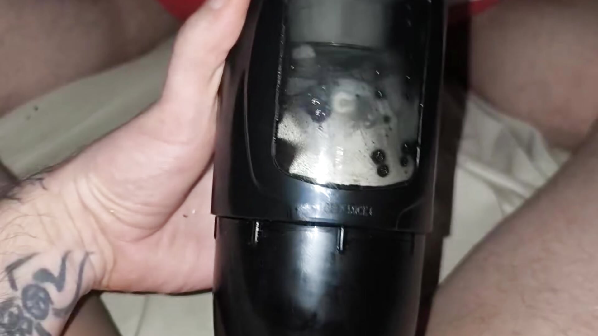 Une suite ? - vídeo de calebdevil modelo de câmara