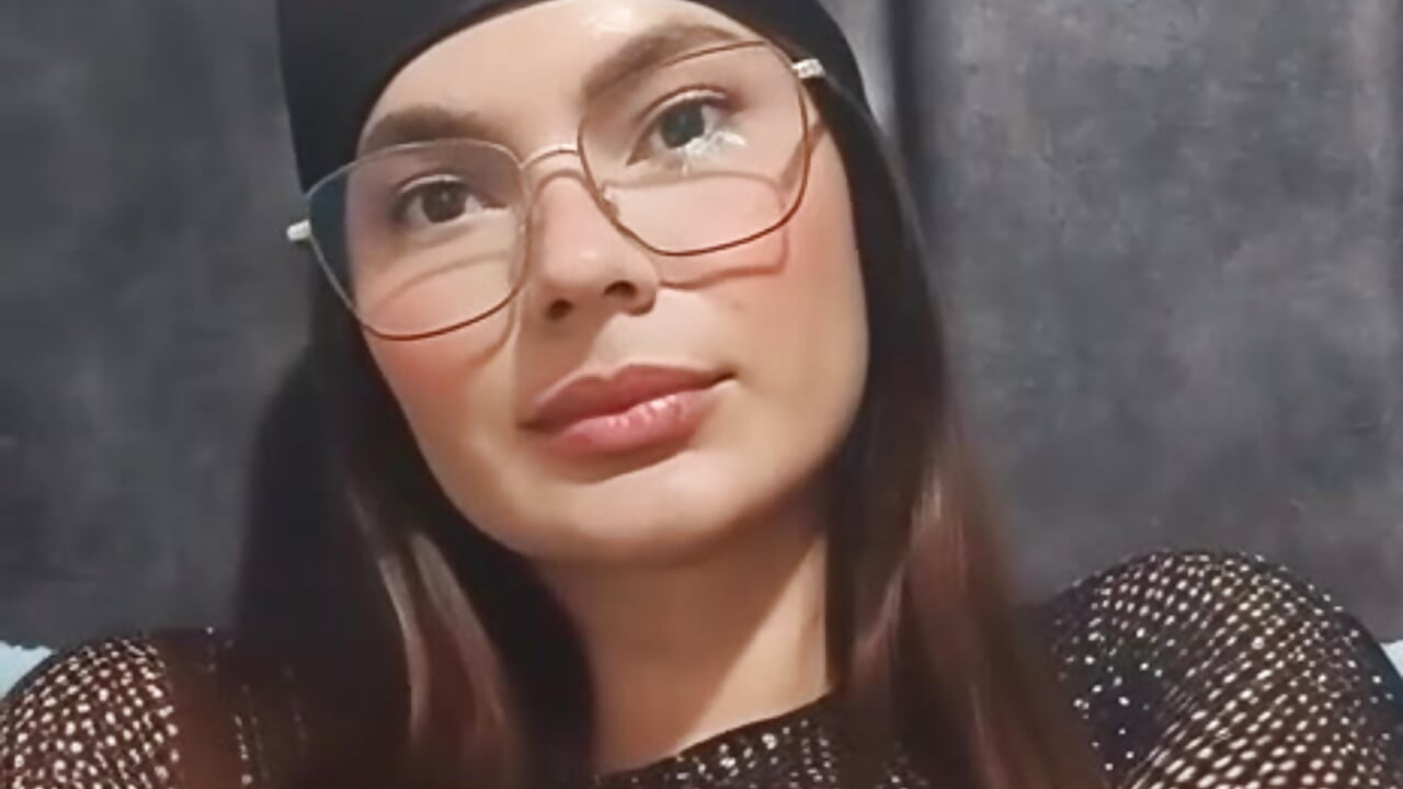 Hola ! - Vídeo de Samantha_Castro_, modelo de vídeos