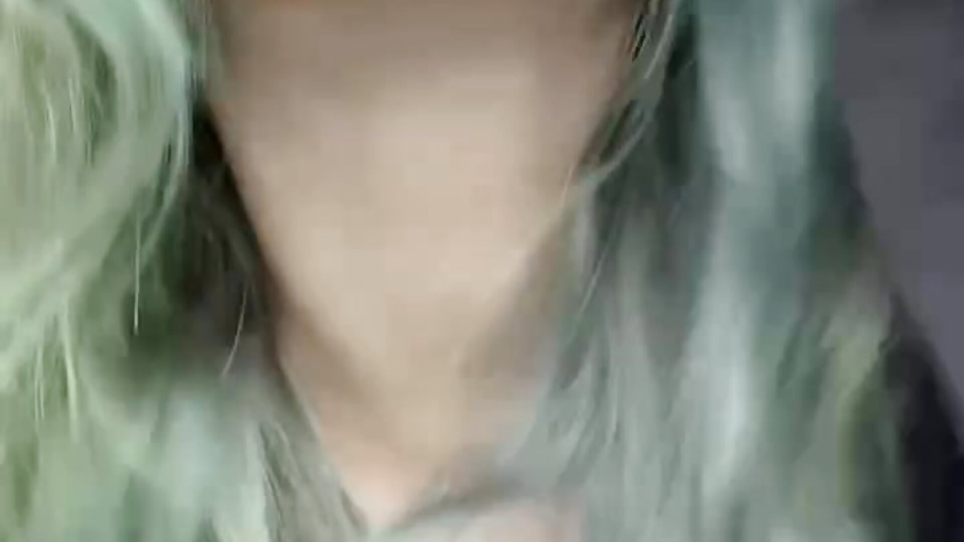 Blue – video od webkamerové modelky Emmibrilson
