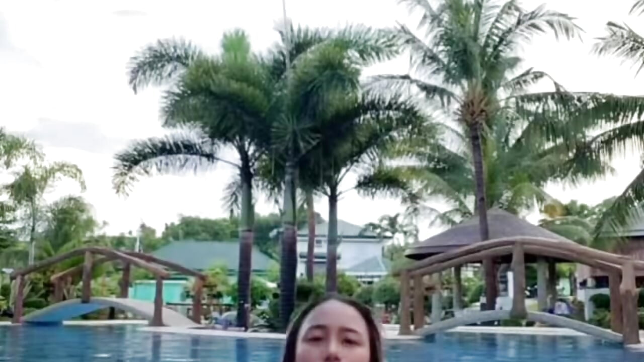 wanna come with me to the pool? - 視頻由 ShalondaRanaudo 主播提供