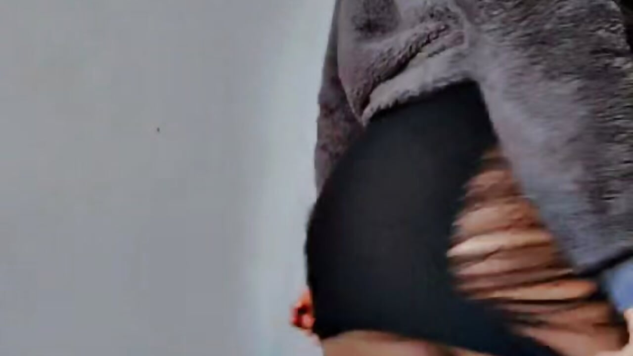 1000166527 - video by ivvy64 cam model