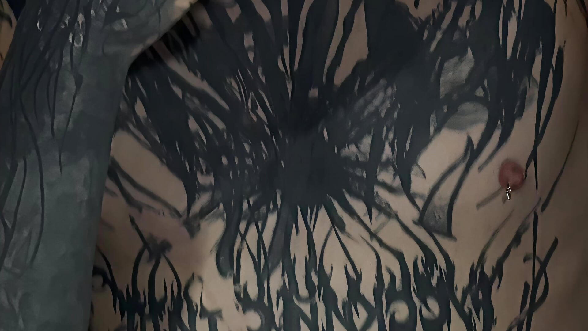 traplord – video modela na kameri Bladerax