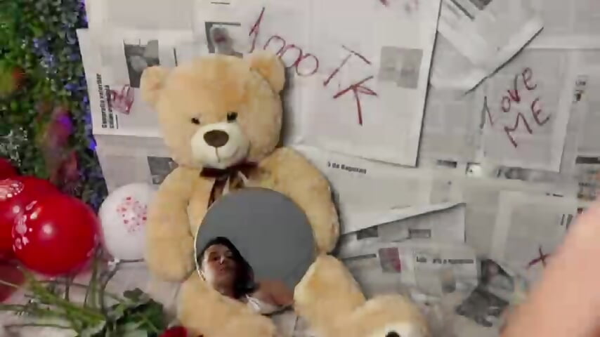 Do you like how sexy  i'm? - video oleh model kamera ZayaTease