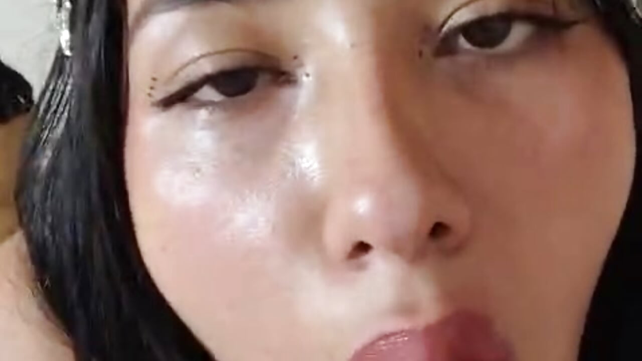 lover of pleasure and rich milk – video modela na kameri Fiorelaa_