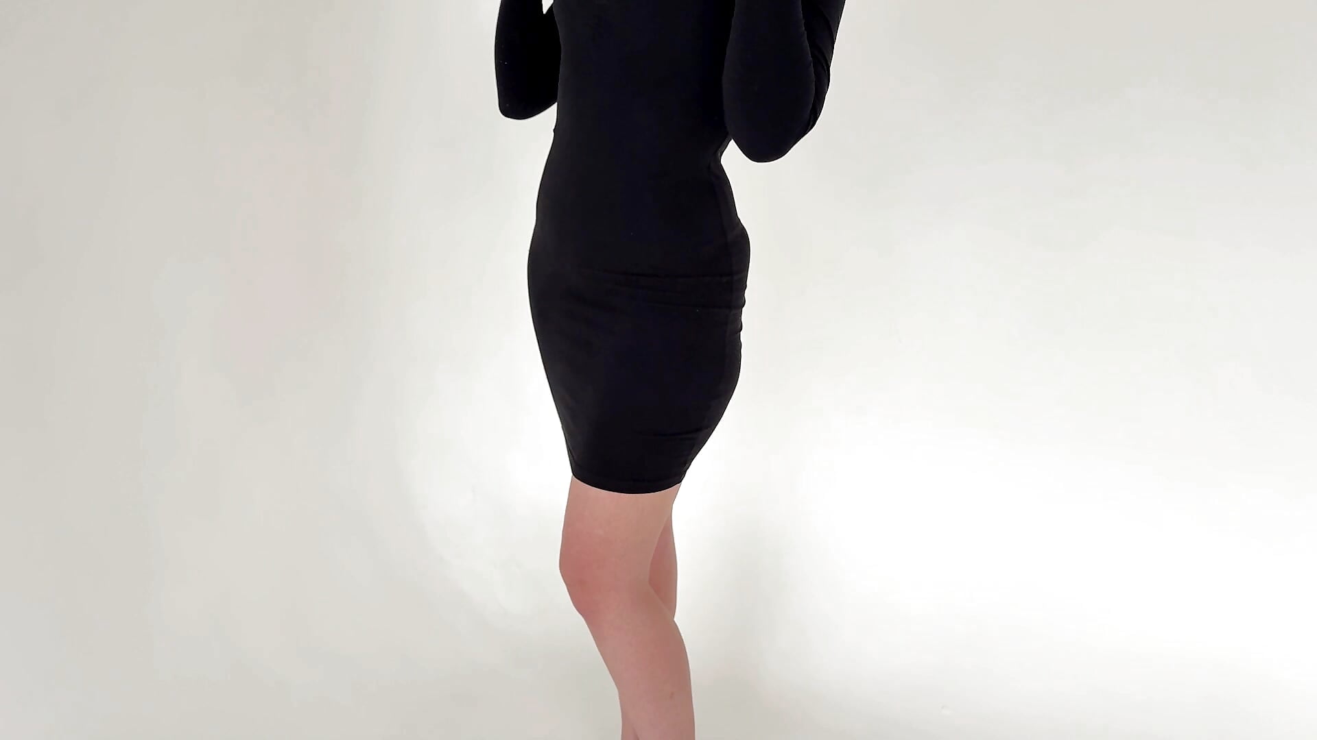 V1 – video od webkamerové modelky OliviaCherrys