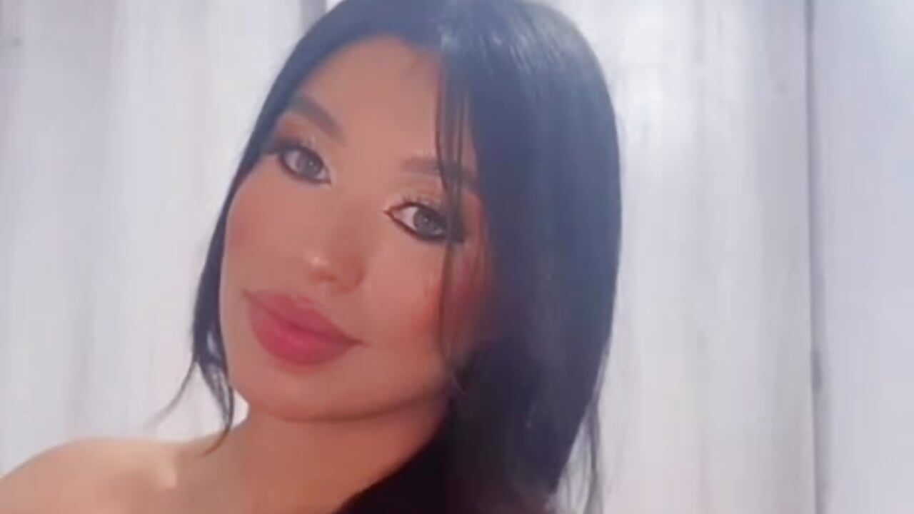 no one dies of love ❤ - vídeo de ZeynepYilmaz modelo de câmara