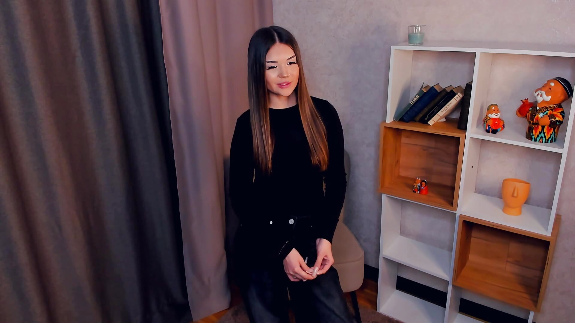 Its me Megan – video af DivinaHermon cam-model