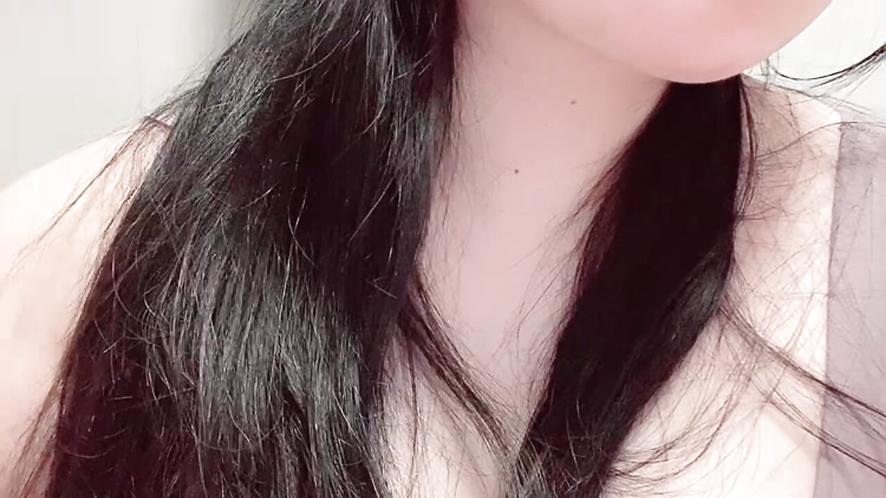 ロングヘアのむちむちゆりりん－カメラキャストのyuririn_Gcpの動画