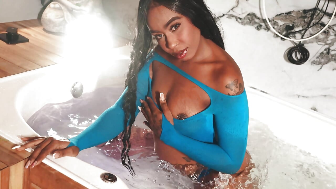 GUYS!!... 💙 FOR YOU! - video by Kataleya_west cam model