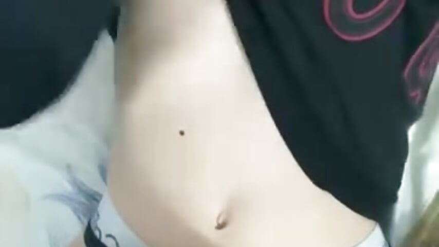 Come chill with me — filmik BlondieDollie, modela(-lki) na kamerkach