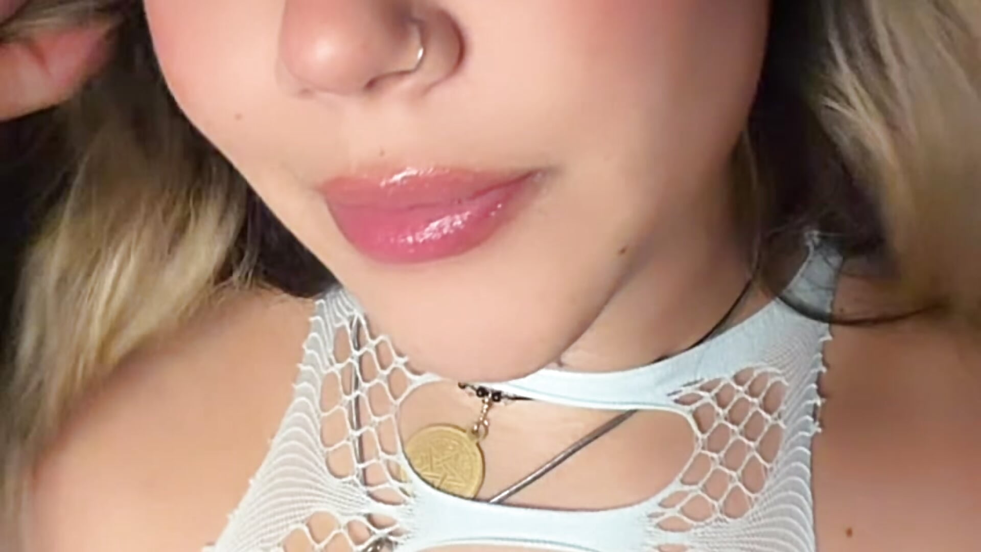 Piercing - video av QueenNatt cam model