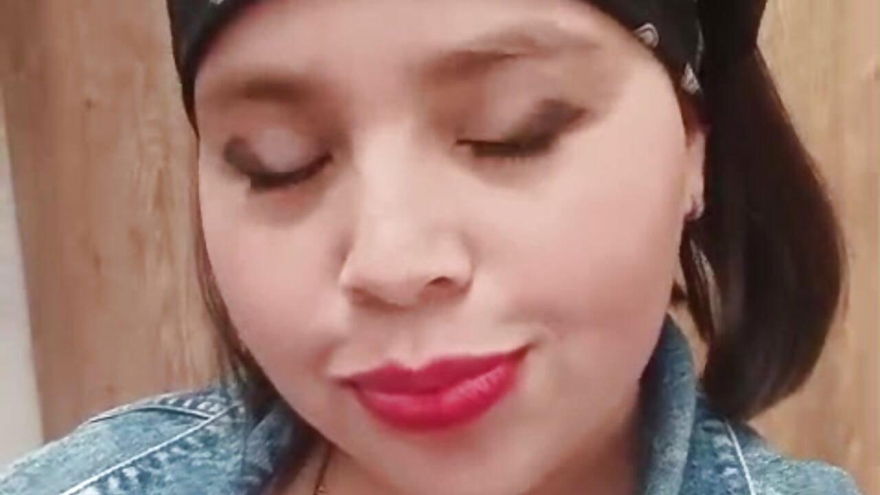 profile-intro-video-1771624188 - Video von aurora_wander Cam-Model