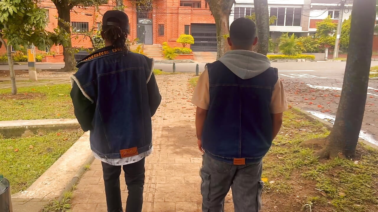 Vídeo  1896 de modelo de vídeos Latins_on_fire – em alta