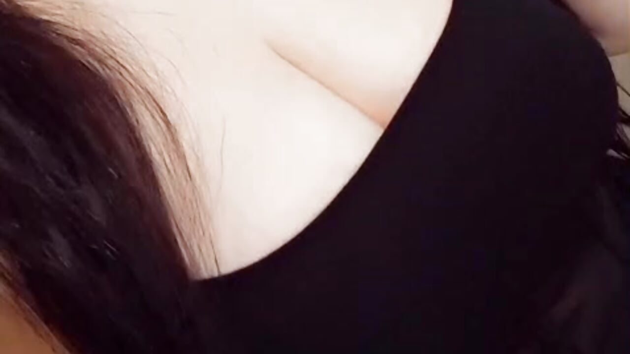 24 - vidéo du modèle de showcams LustyMilf00