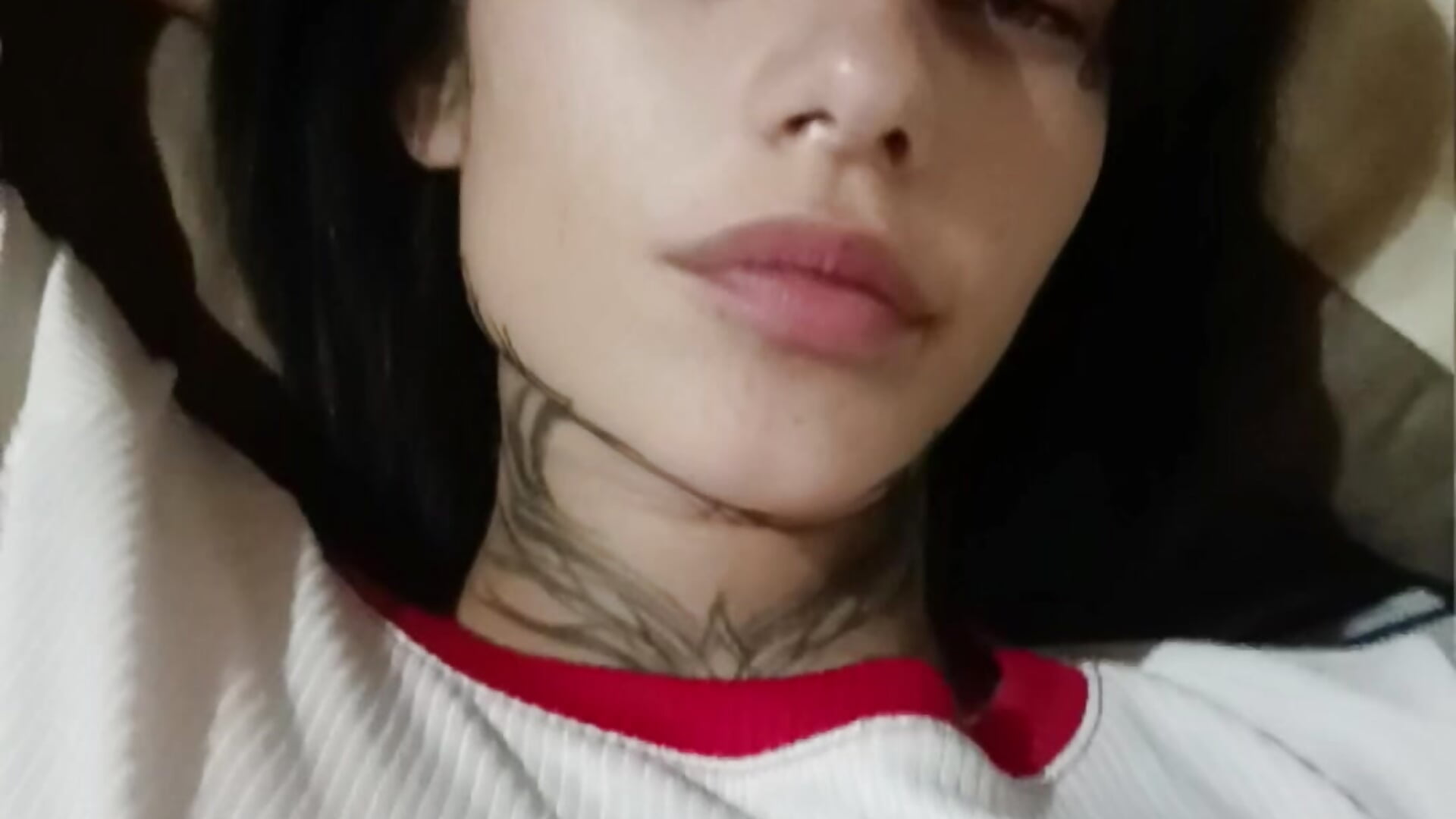 📞🤙🏻 – video od webkamerové modelky Yancuic