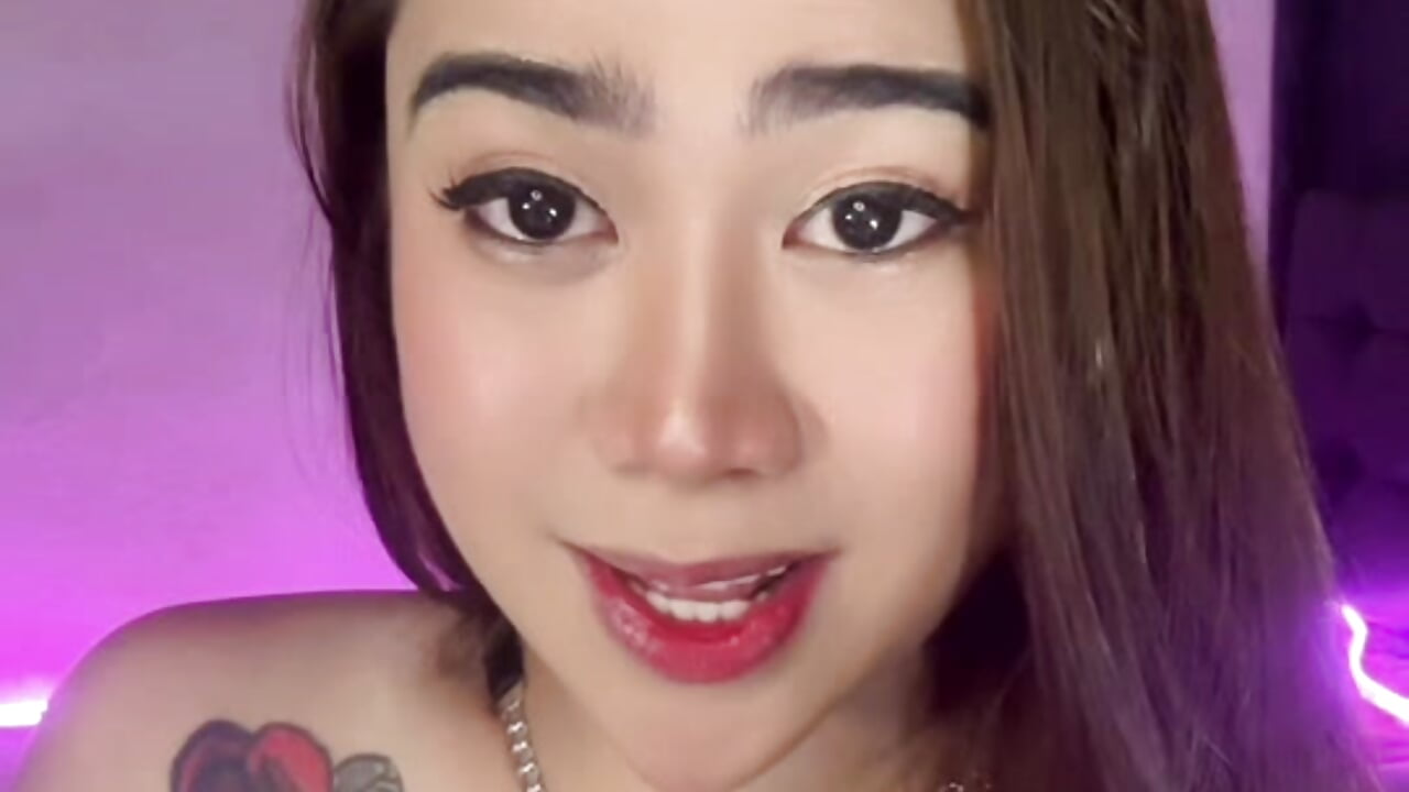 hi everyone - 視頻由 SexBomb_Natalie 主播提供