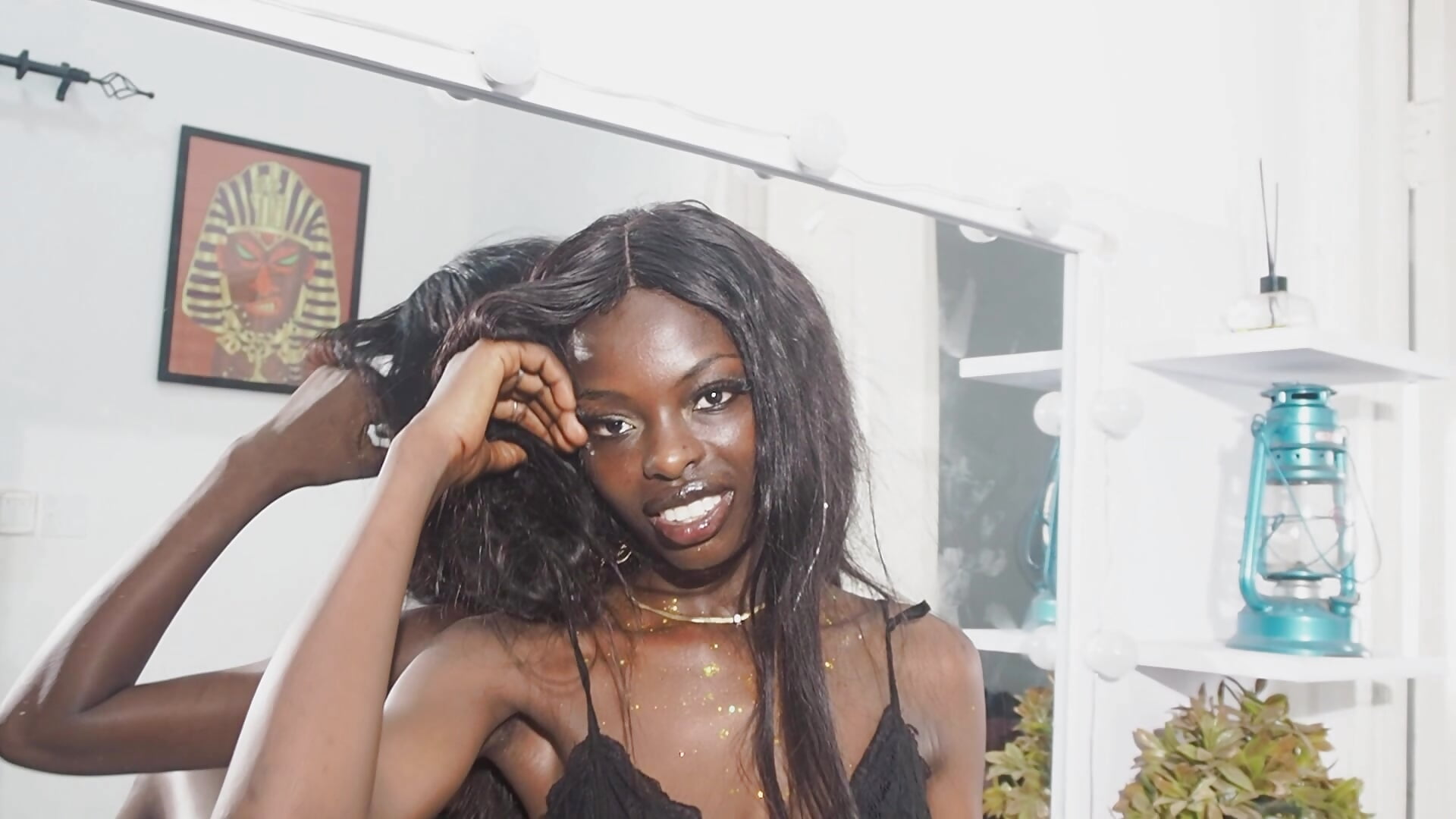 Too Hot :P - video av MiraDior cam-modell