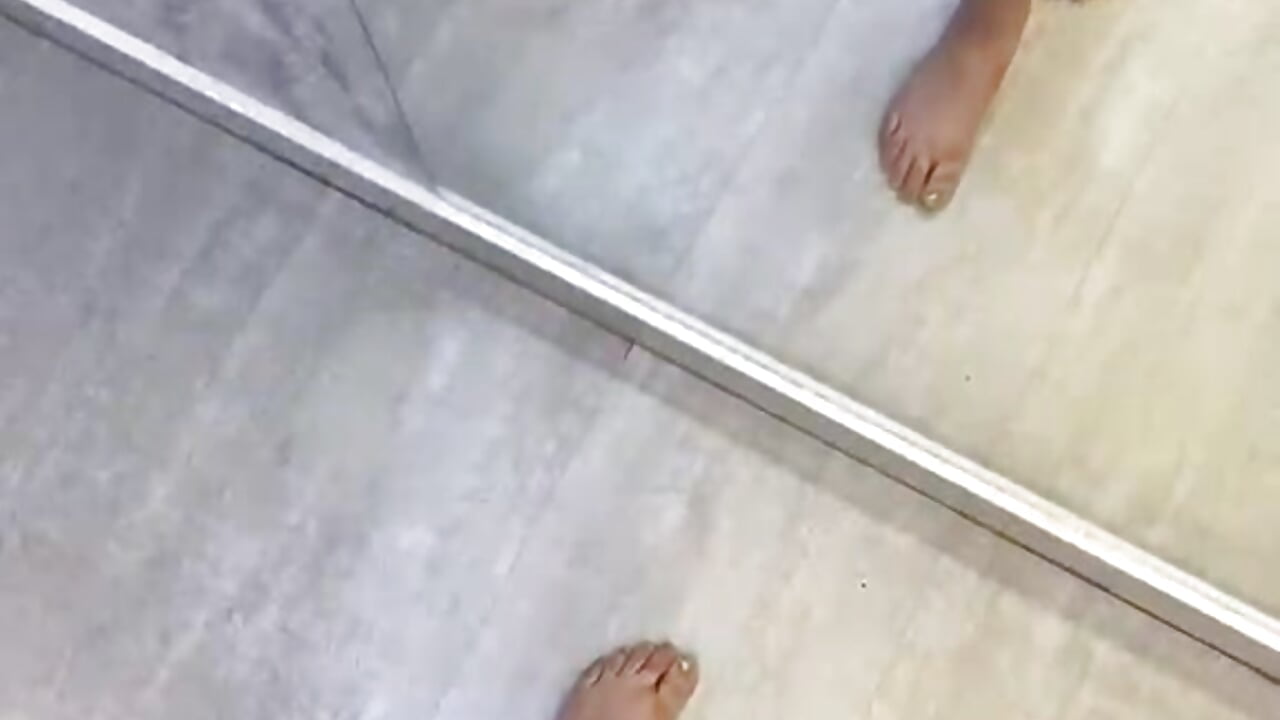 I'm dying to be alone with you - Video von Melie_me Cam-Model