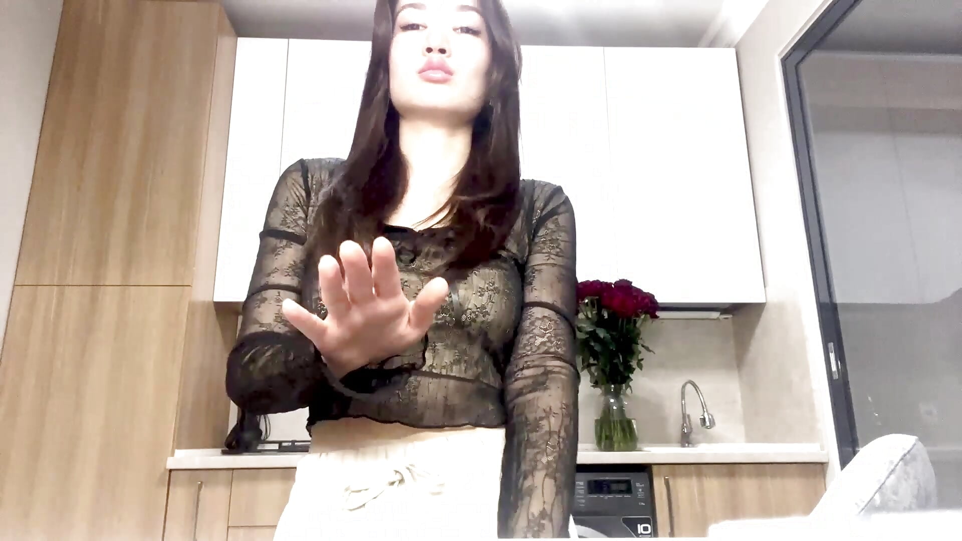 dance - vidéo du modèle de showcams AleciaGeidner